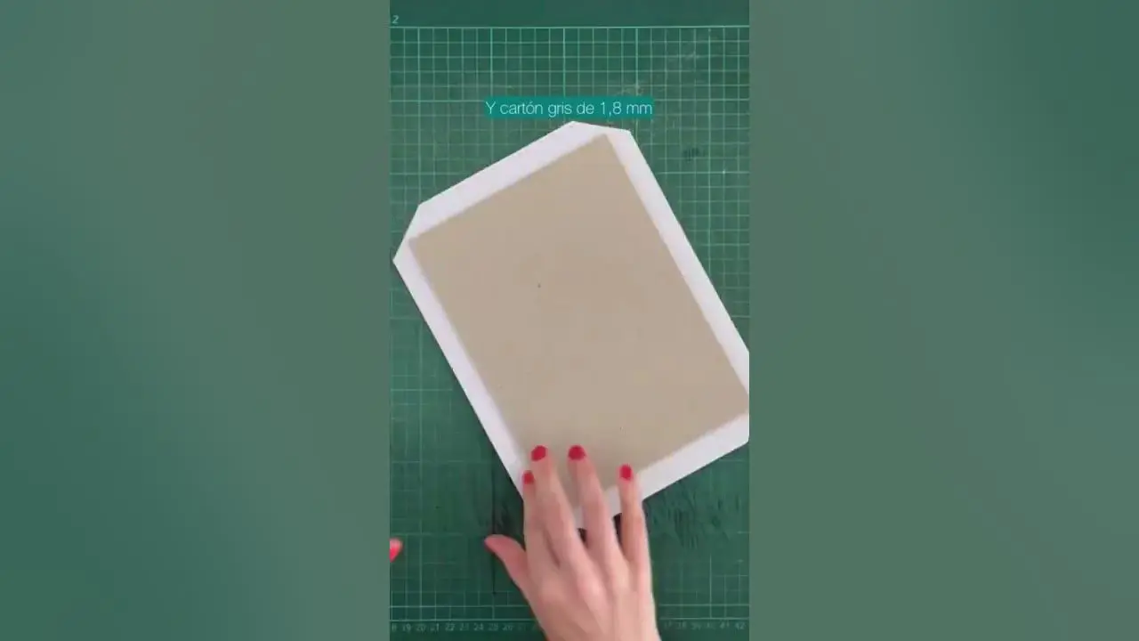 como encuadernar tapas con papel adhesivo - Cómo se usa el papel adhesivo