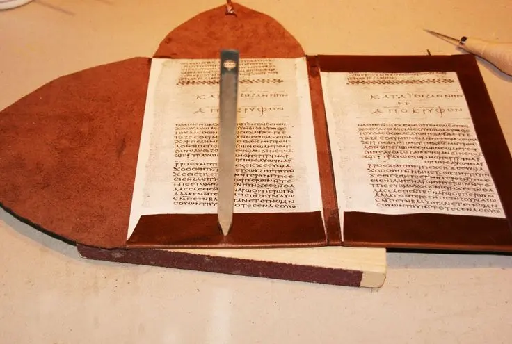 encuadernacion códices - Qué diferencia hay entre manuscrito y códice